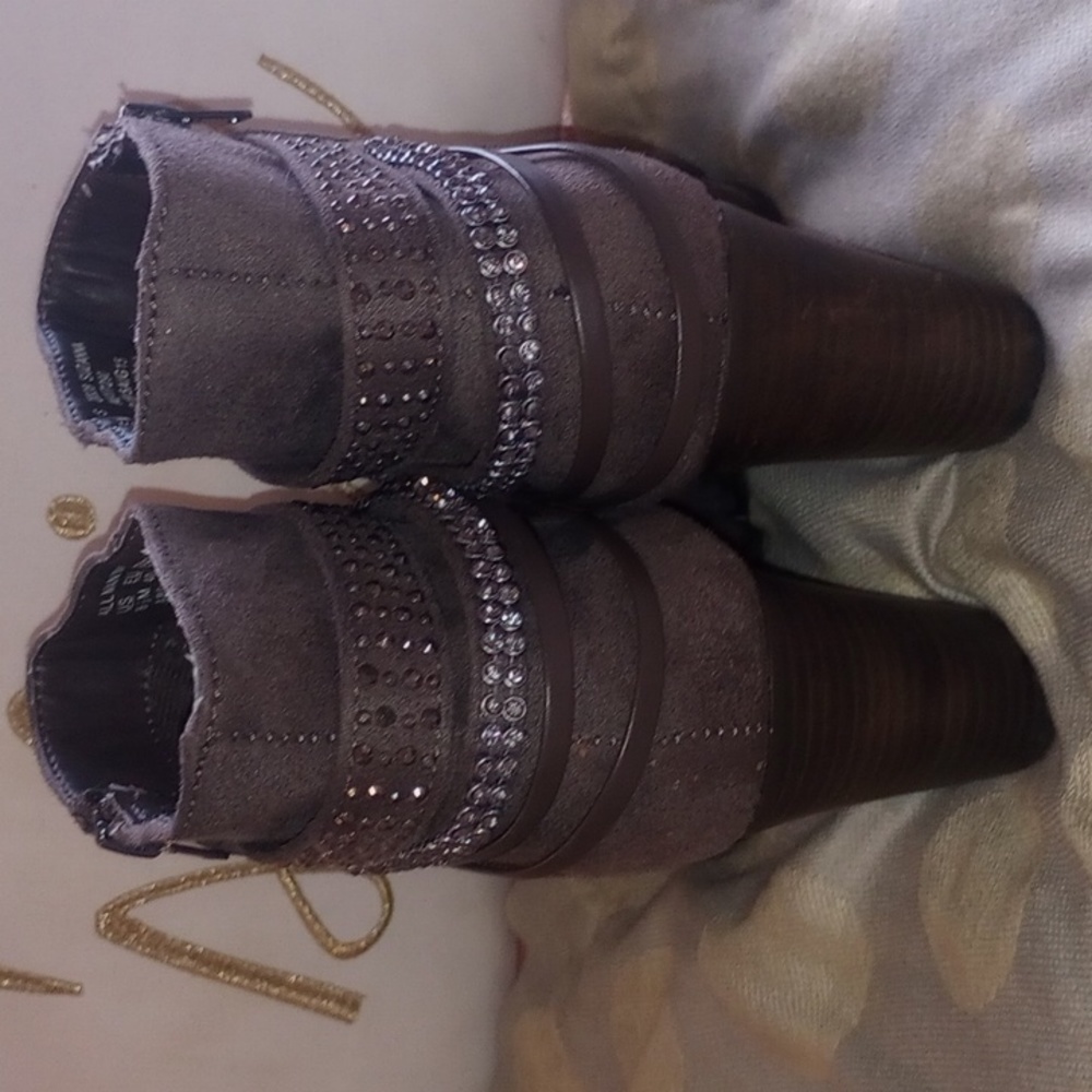 Grey Suede and Rhinestone Booties - Picture 3 of 4